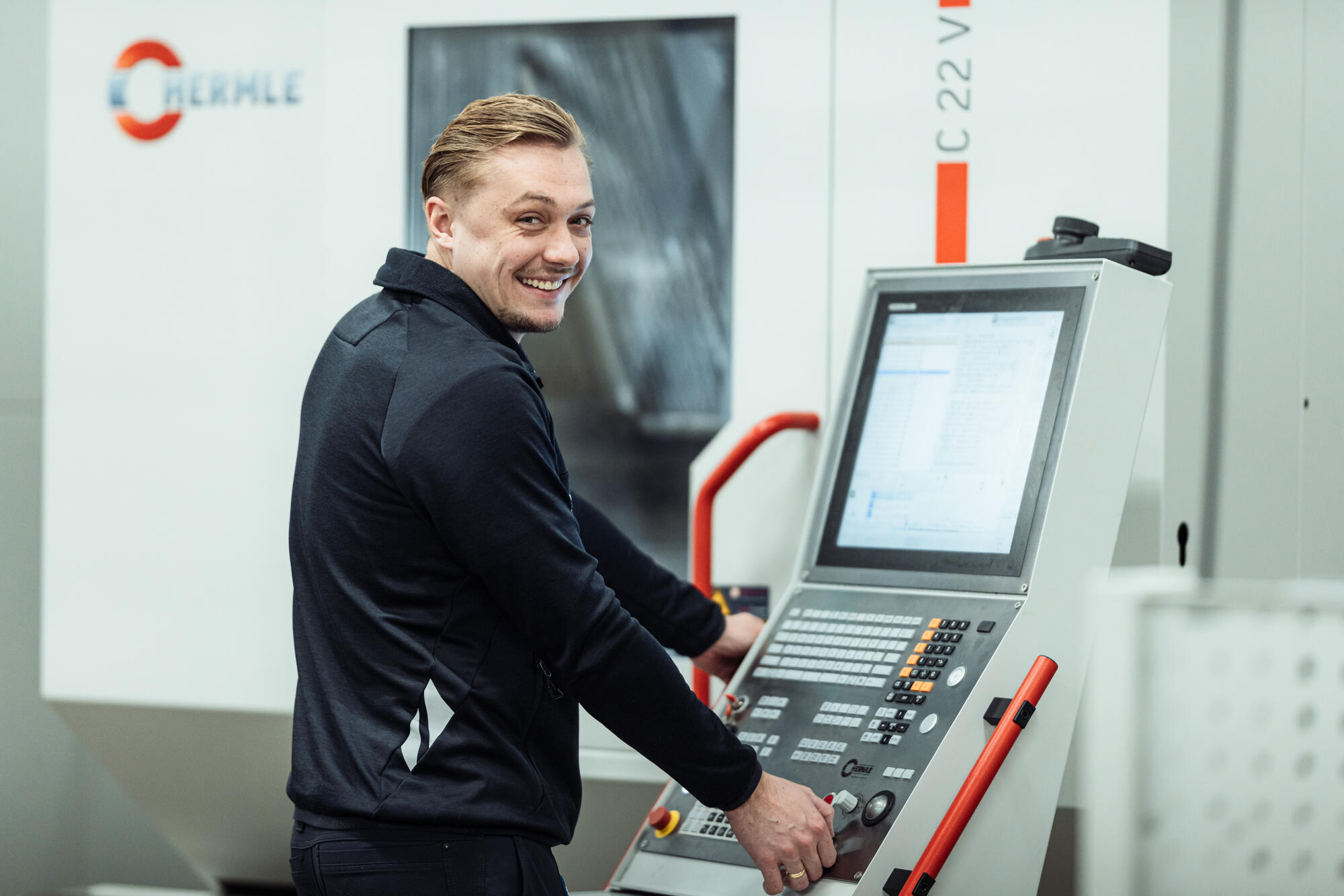 Ceratec-12.jpg Ceratec-12.jpg